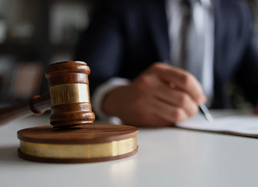 Outsmarting Experts: Deposition Tactics for Trial Lawyers